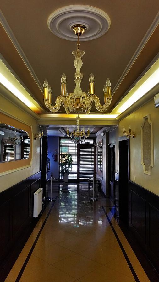 Wiatraczna Hotel Varsavia Esterno foto