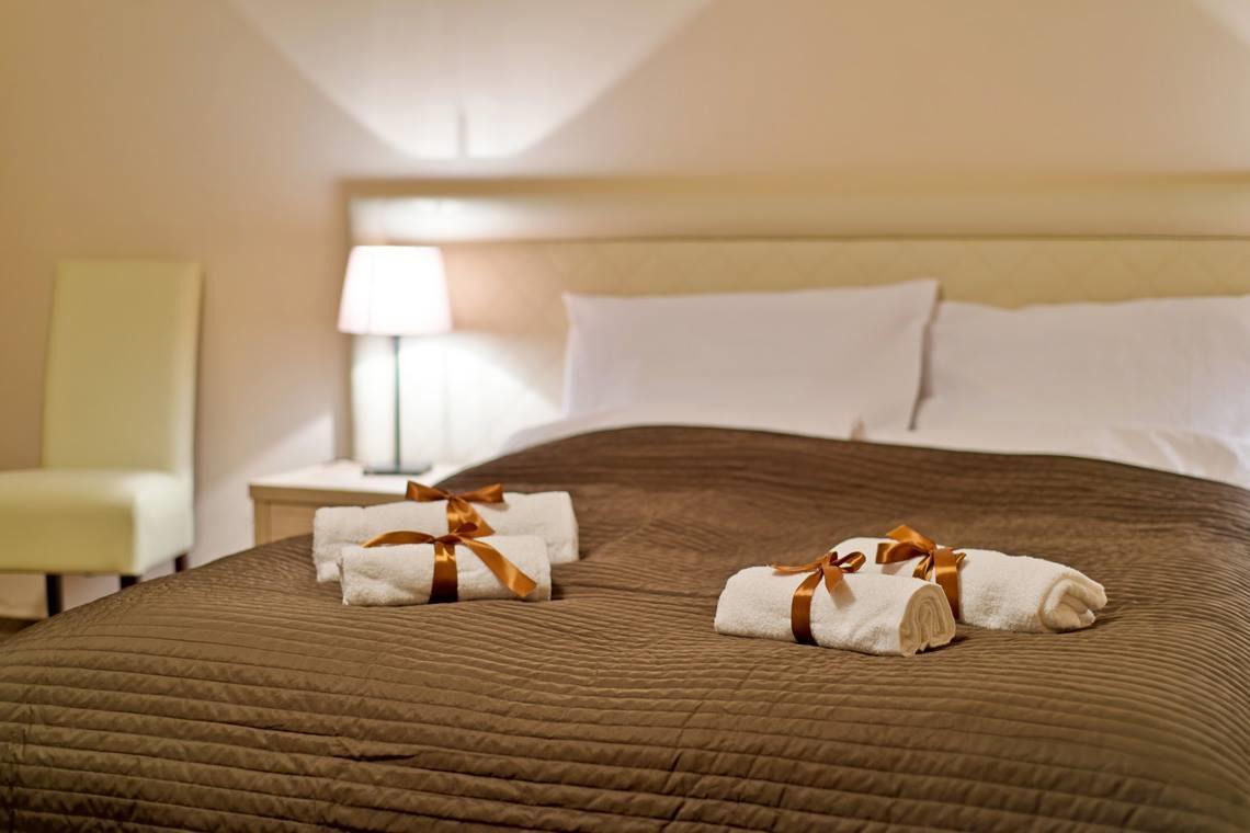 Wiatraczna Hotel Varsavia Esterno foto