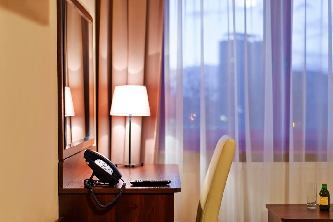 Wiatraczna Hotel Varsavia Esterno foto