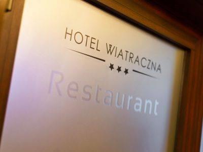 Wiatraczna Hotel Varsavia Esterno foto